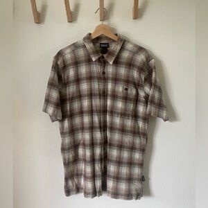 Patagonia Plaid Shirt men’s L